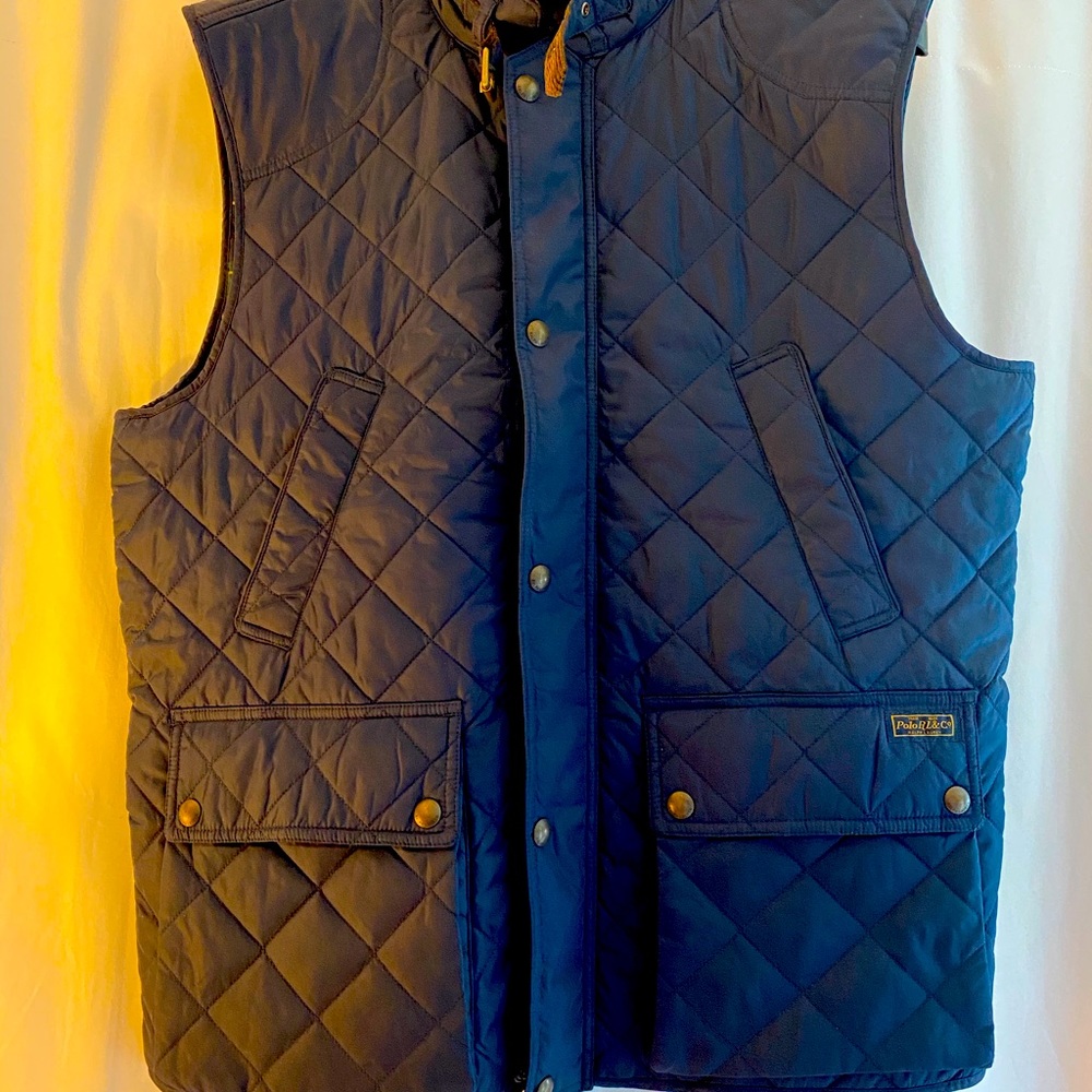 Ralph Lauren Polo quilted vest. 4 outer pockets